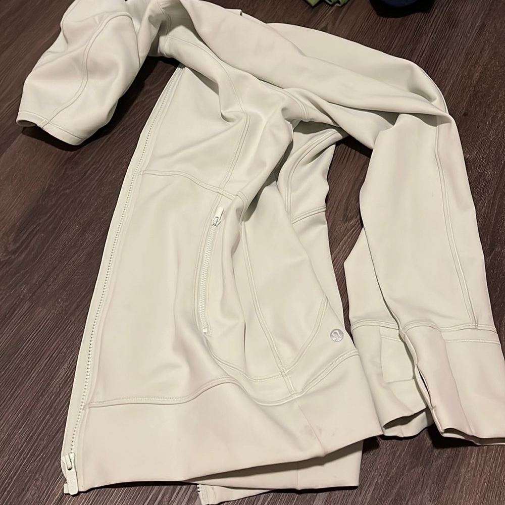 Lulu Jacket